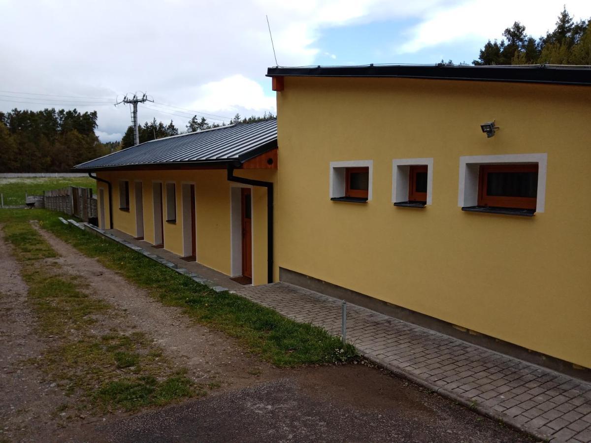 Hotel Ranč Esadera Zatavi Exterior foto